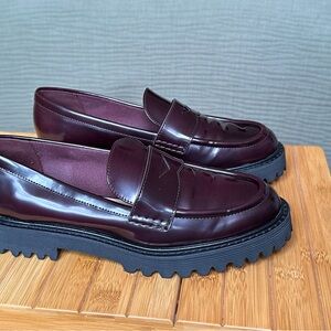 Women’s Burgundy Loafers